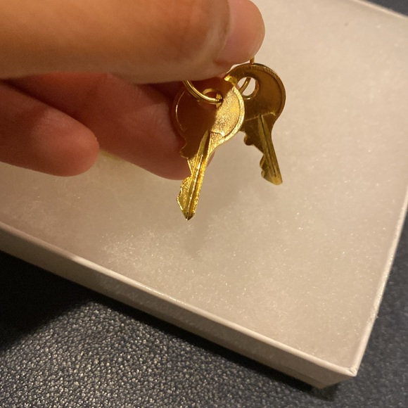 FENDI lock and two key keys 🔐 great condition - Picture 9 of 11